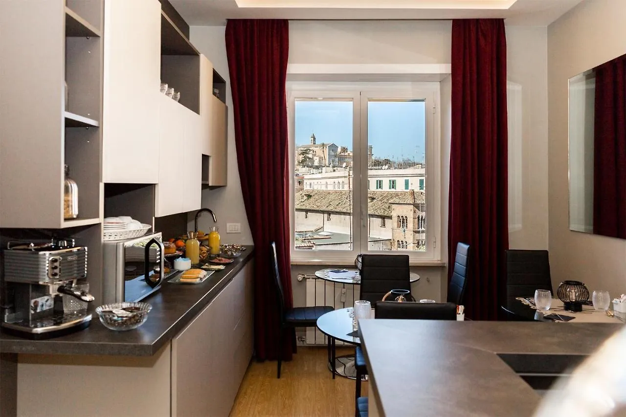 ホテル Top Floor Trastevere ローマ 2*,  イタリア