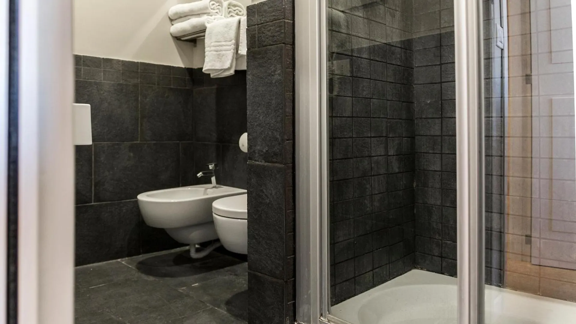 Top Floor Trastevere Roma 2*,  Italia