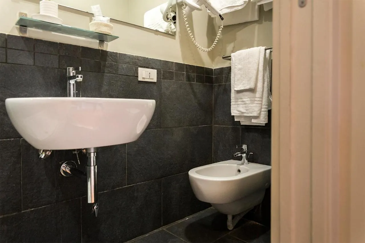 Top Floor Trastevere Roma 2*,